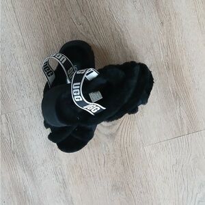 UGG Black Fluffy Sandals